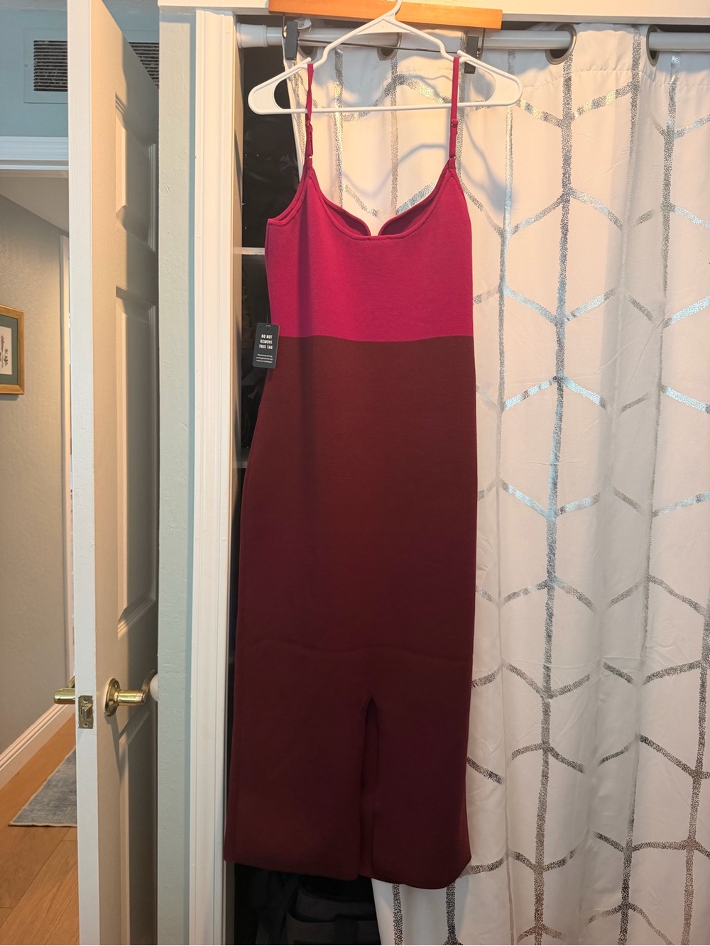 Express Bodycon Dress - Picture 2 of 4